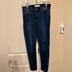 Flying monkey, dark skinny jeans